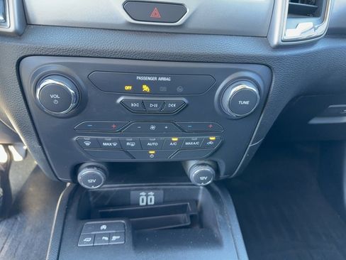 Certified 2019 Ford Ranger XLT w/ Black Appearance Package image 22