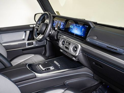 Used 2025 Mercedes-Benz G 580 w/ EQ Technology image 15
