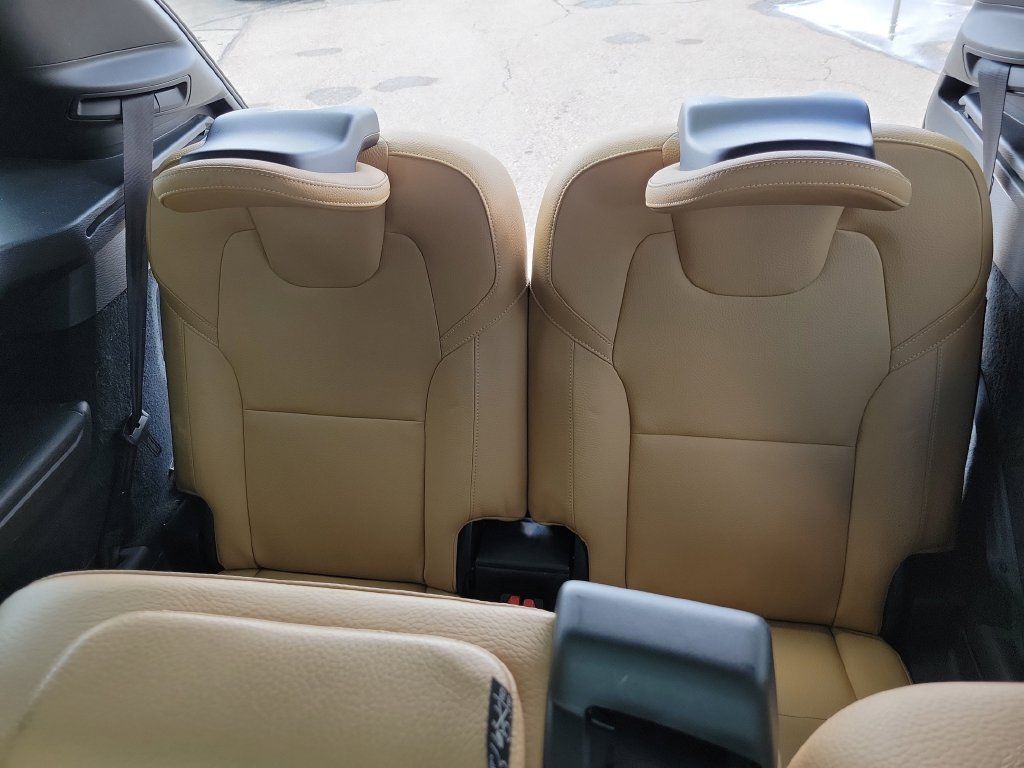 Used 2019 Volvo XC90 T6 Momentum w/ Protection Package Premier AWD/4WD image 28