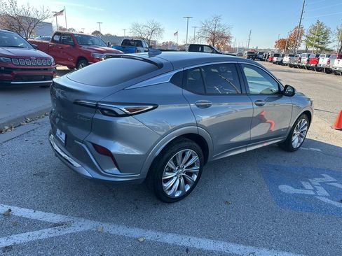 Used 2024 Buick Envista Avenir image 28