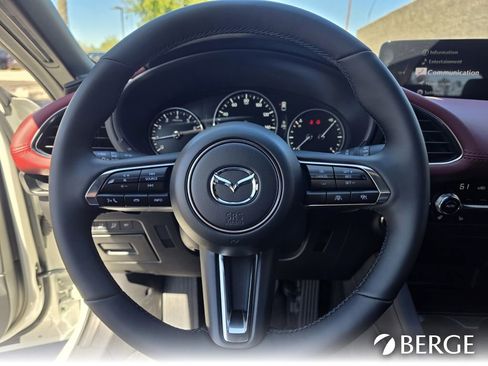 New 2026 MAZDA MAZDA3 Hatchback w/Premium Plus Pkg AWD/4WD image 25