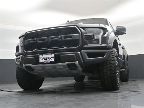 Used 2019 Ford F150 Raptor w/ Equipment Group 802A Luxury image 44