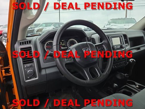 Used 2017 RAM 3500 Tradesman w/ Chrome Appearance Group image 8