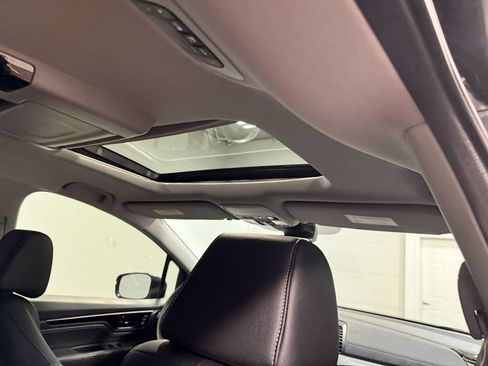 Used 2023 Honda Odyssey Touring image 17