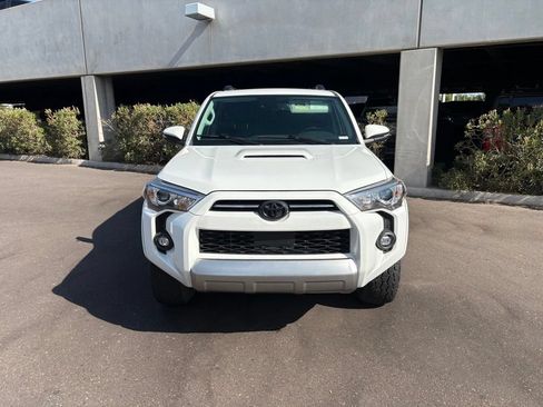 Used 2023 Toyota 4Runner TRD Off-Road Premium AWD/4WD image 4
