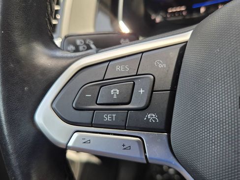 Certified 2023 Volkswagen Jetta SE w/ Panoramic Sunroof Package FWD image 26