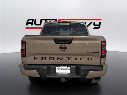 Used 2024 Nissan Frontier PRO-4X w/ Technology Package AWD/4WD image 6