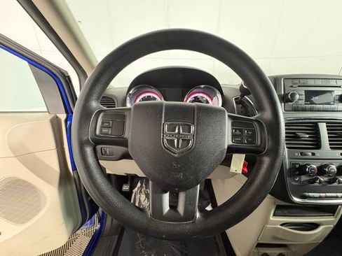 Used 2013 Dodge Grand Caravan SE image 7