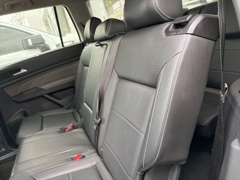 Used 2023 Volkswagen Atlas SEL AWD/4WD image 6