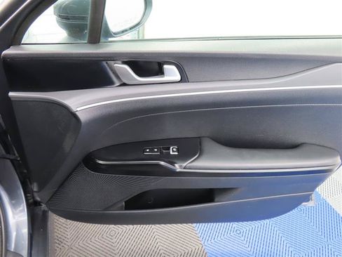 Used 2023 Kia K5 LXS FWD image 30