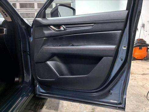 Used 2023 MAZDA CX-5 Carbon Edition image 12