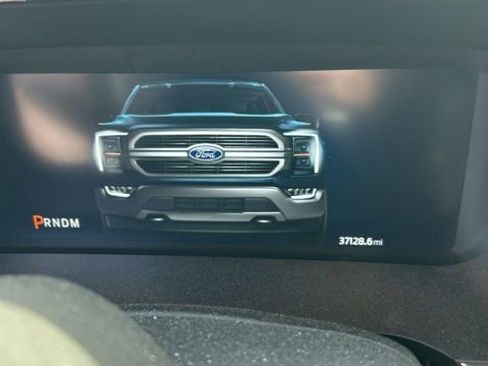 Used 2022 Ford F150 Lariat w/ Equipment Group 502A High image 7