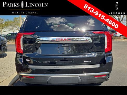 Used 2021 GMC Yukon SLT w/ SLT Premium Package image 5