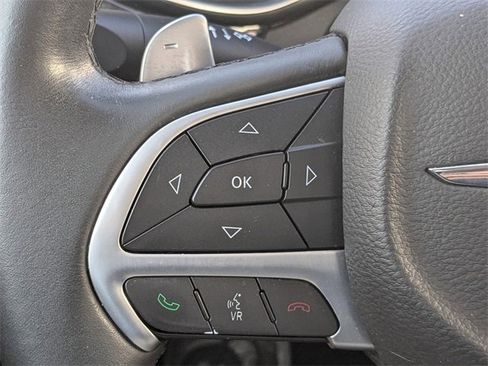 Used 2015 Chrysler 200 C w/ Navigation & Sound Group I image 25