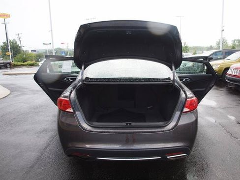 Used 2016 Chrysler 200 C FWD image 5