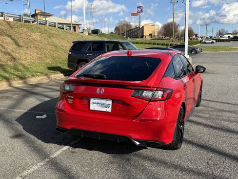 Used 2023 Honda Civic Sport image 9