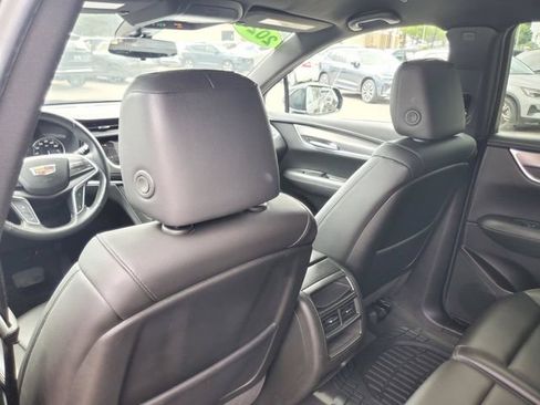 Used 2024 Cadillac XT5 Luxury AWD/4WD image 29