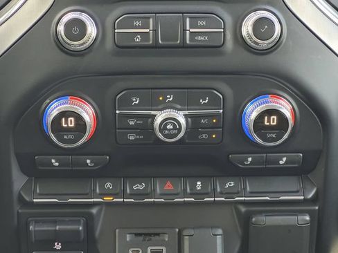 Used 2020 GMC Sierra 1500 SLE w/ SLE Value Package RWD image 18