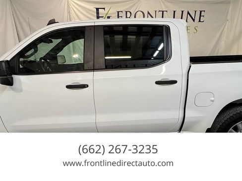 Used 2020 Chevrolet Silverado 1500 Custom w/ Custom Value Package AWD/4WD image 4
