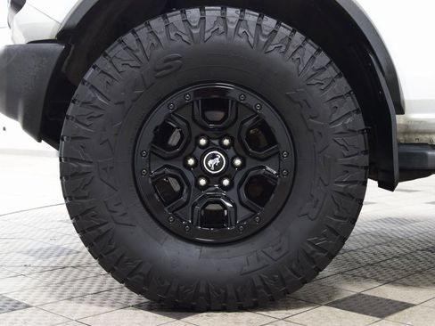 Used 2021 Ford Bronco Wildtrak image 27