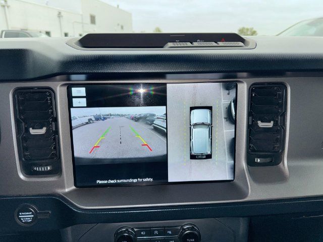 Used 2022 Ford Bronco Outer Banks AWD/4WD image 15