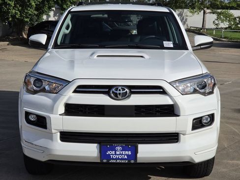 Used 2023 Toyota 4Runner TRD Sport AWD/4WD image 3