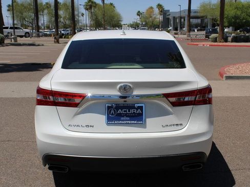 Used 2013 Toyota Avalon Limited FWD image 4
