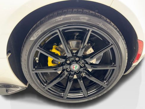 Used 2018 Alfa Romeo 4C Spider RWD image 56