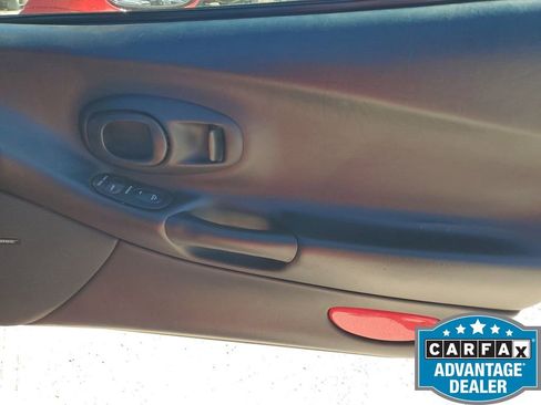 Used 2003 Chevrolet Corvette Convertible w/ Preferred Equipment Group1 image 37