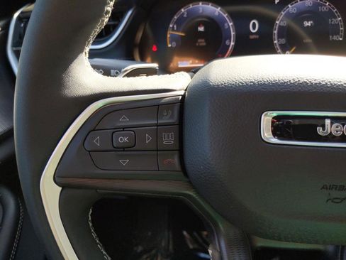 New 2025 Jeep Grand Cherokee L Laredo w/ Luxury Tech Group I RWD image 24