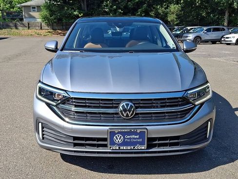 Certified 2024 Volkswagen Jetta SEL FWD image 3