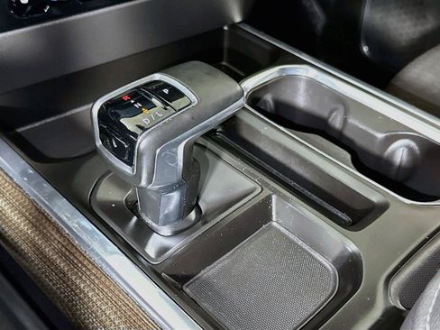 Certified 2024 Chevrolet Silverado 1500 LT Trail Boss w/ Convenience Package II AWD/4WD image 15