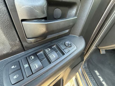 Used 2020 RAM 1500 Tradesman w/ Chrome Plus Package RWD image 16
