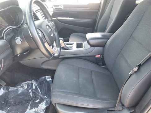 Used 2016 Jeep Grand Cherokee Laredo w/ Quick Order Package 23E image 16