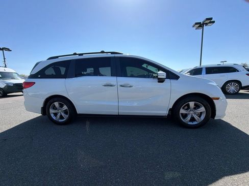 Used 2018 Honda Odyssey EX image 6