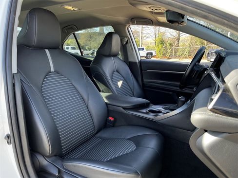 Used 2023 Toyota Camry SE image 24