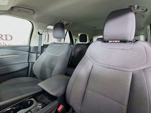 New 2026 Ford Explorer Active image 27