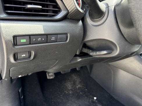 Used 2025 Nissan Sentra S image 31