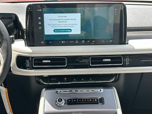 New 2025 Lincoln Aviator 2WD image 30