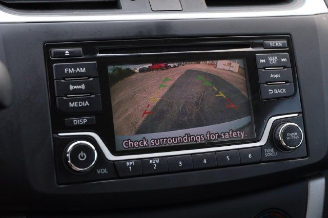 Used 2015 Nissan Sentra SV FWD image 17