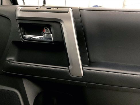 Used 2023 Toyota 4Runner SR5 Premium image 23