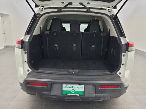 Used 2022 Nissan Pathfinder SV FWD image 29