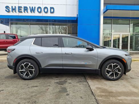 New 2026 Chevrolet Equinox EV LT AWD/4WD image 7