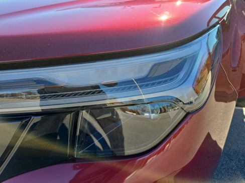 Used 2025 Subaru Forester Touring image 31