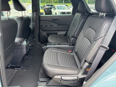 New 2026 Nissan Pathfinder Rock Creek w/ Rock Creek Premium Package AWD/4WD image 36