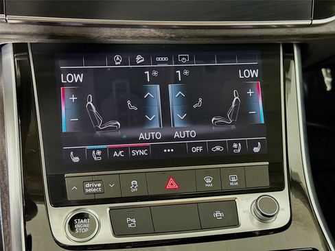 Used 2025 Audi Q8 Premium Plus AWD/4WD image 18