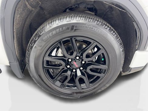 Used 2022 GMC Sierra 1500 Elevation w/ LPO, Elevation Black Package image 81