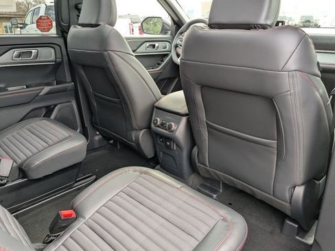 New 2026 Ford Explorer ST-Line image 12