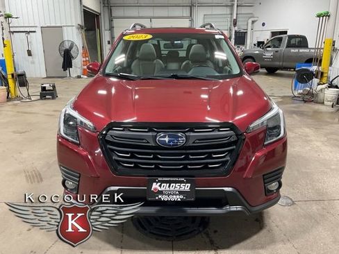 Used 2023 Subaru Forester Limited AWD/4WD image 2