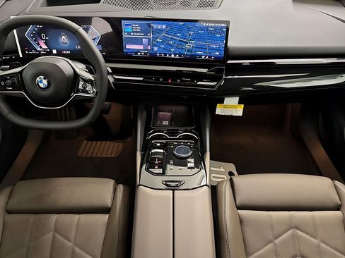 Used 2026 BMW 530i w/ Premium Package image 15